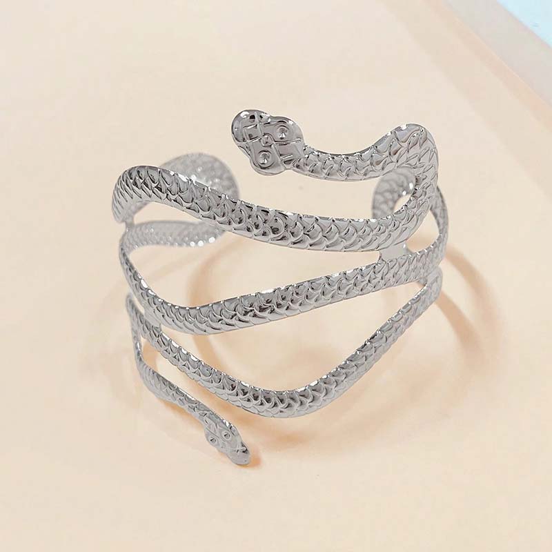 Vintage Metal Snake Shape Arm Chain Bracelets For Women Exaggerated Gold Color Animal Open Adjustable Cuff Bracelet Jewelry