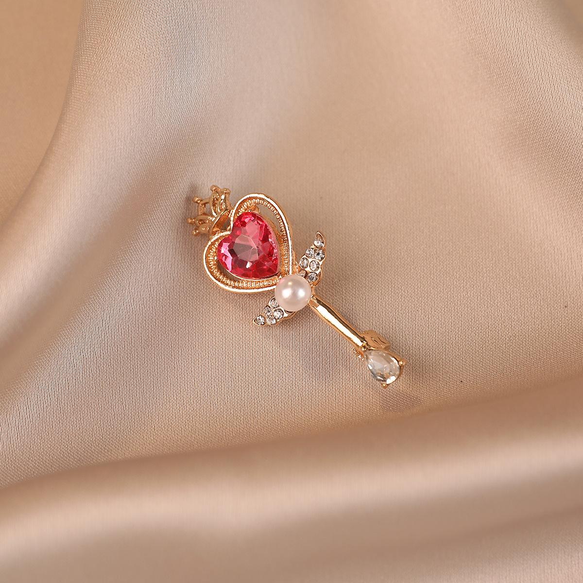 New Animation Magic Wand Love Wings Brooch Personality Fashion Delicate Brooch Anti-light Buckle Pin