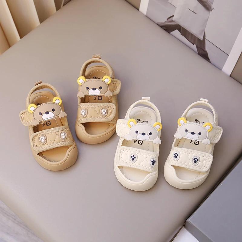 Girls Sweet Sandals 2024 Summer New Kids Fashion Versatile Sandals with Cute Bear Boys Toes Capped Beach Shoes Wear Resistant