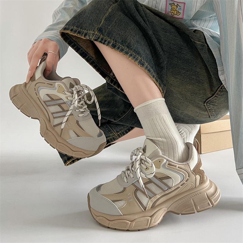 Korean version of Internet celebrity retro heightening platform dad shoes women's 2025 new spring and autumn lightweight versatile casual sports shoes