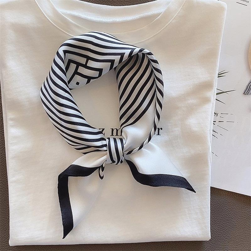 Cute polka dot silk mulberry silk scarf women's versatile small square scarf summer Korean version temperament decorative small scarf headband