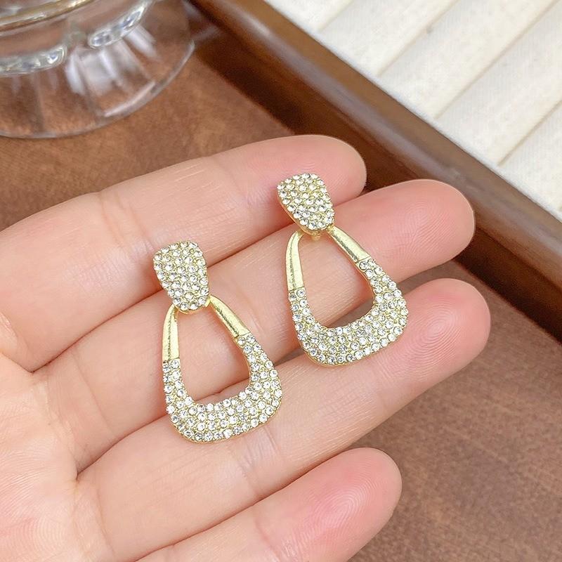 

Pinkdudu Vintage Glass Geometric Block Zircon Earrings Trendy Drop Earrings Women Jewelry PD2373 белый