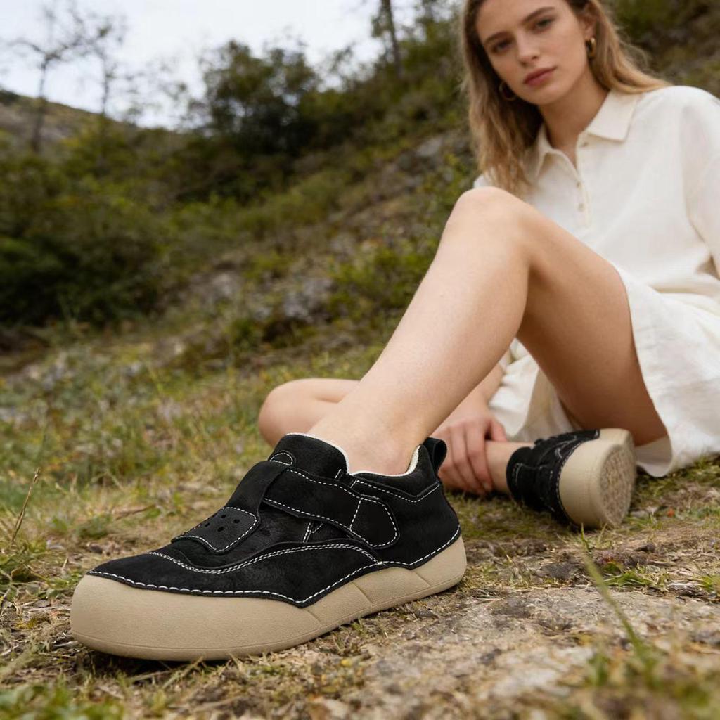 Damen Frühling 2026 Brot Schuhe: Weiße Schuhe mit dicker Sohle für Hosen mit weitem Bein, Lässiger Stil