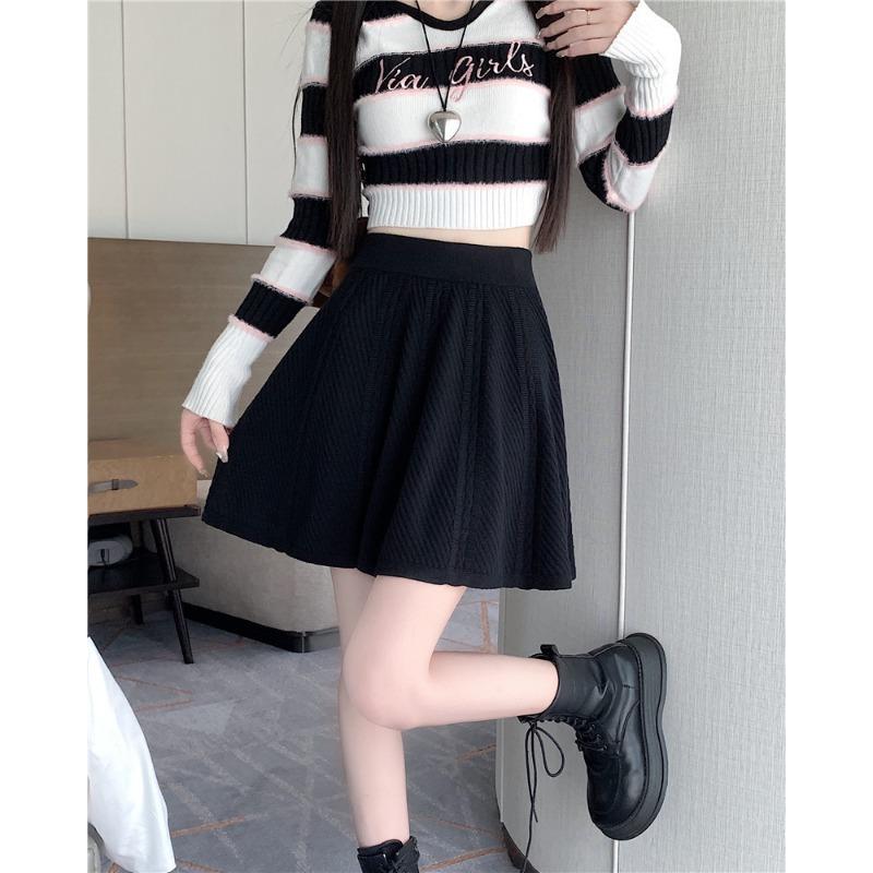 Autumn/Winter Short Skirt Knitted Half Length Skirt High Waist A-line Umbrella Skirt
