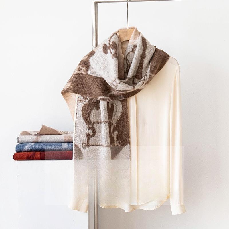 Pure Cashmere Scarf for Women To Keep Warm in Autumn and Winter New Style Jacquard Tassel Shawl