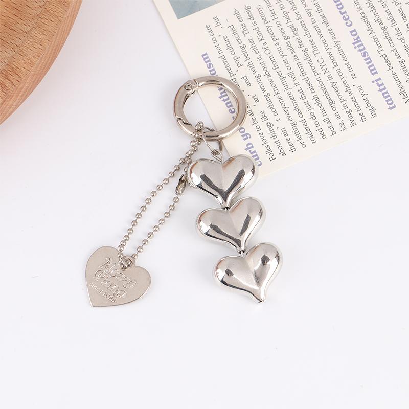 Heart Phone Pendant Chain Cute Charm Key Chain Bag Charm Cute Accessories For Phone Camera Bag