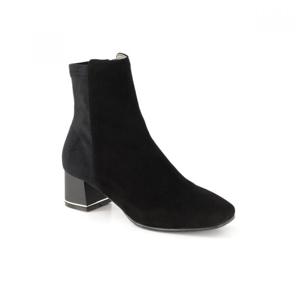 

Beccaccino Ankle Boots 823702 255