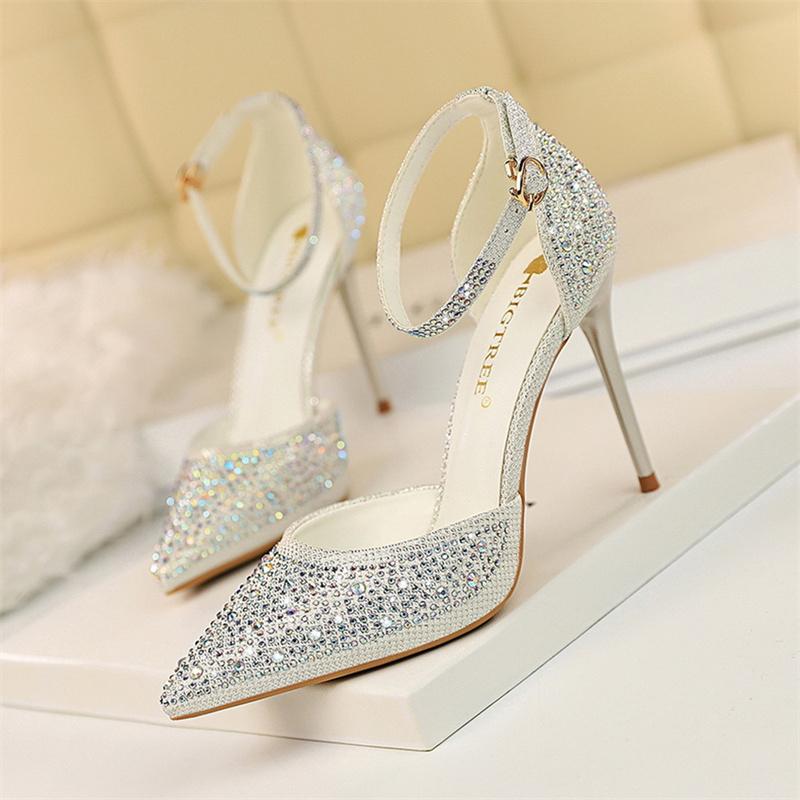 Fashion Women Shallow Mouth Pointed Toe Hollow High Heels Sandals Wedding Champagne Gold Pumps Crystal Glitter Rhinestone Sandals