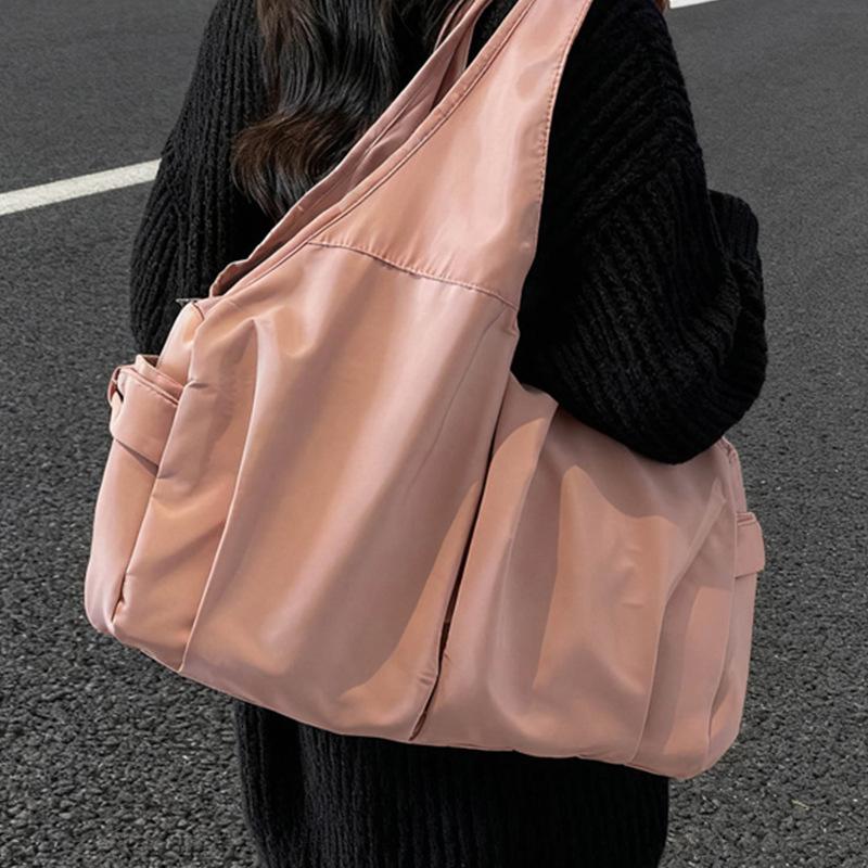 Große Tragetasche - Stilvolle Umhängetasche für Pendler - Lässige Tasche für Ausflüge und Reisen