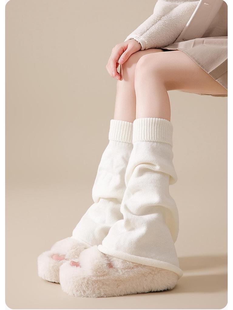 Solid Color Women's Ruffle Leg Warmers - Knitted, Versatile, Flared, Hot Girl Style Long Socks for Spring and Autumn.