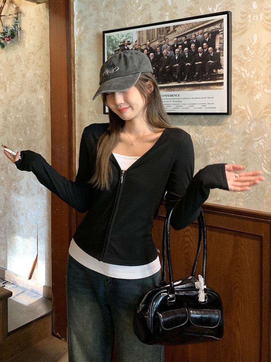 

Поддельный двухкомпонентный черный и белый контрастный немецкий бархат, утолщенный, теплый, тонкий, женский, осенне-зимний, новый, с длинными рукавами, с внутренней молнией M