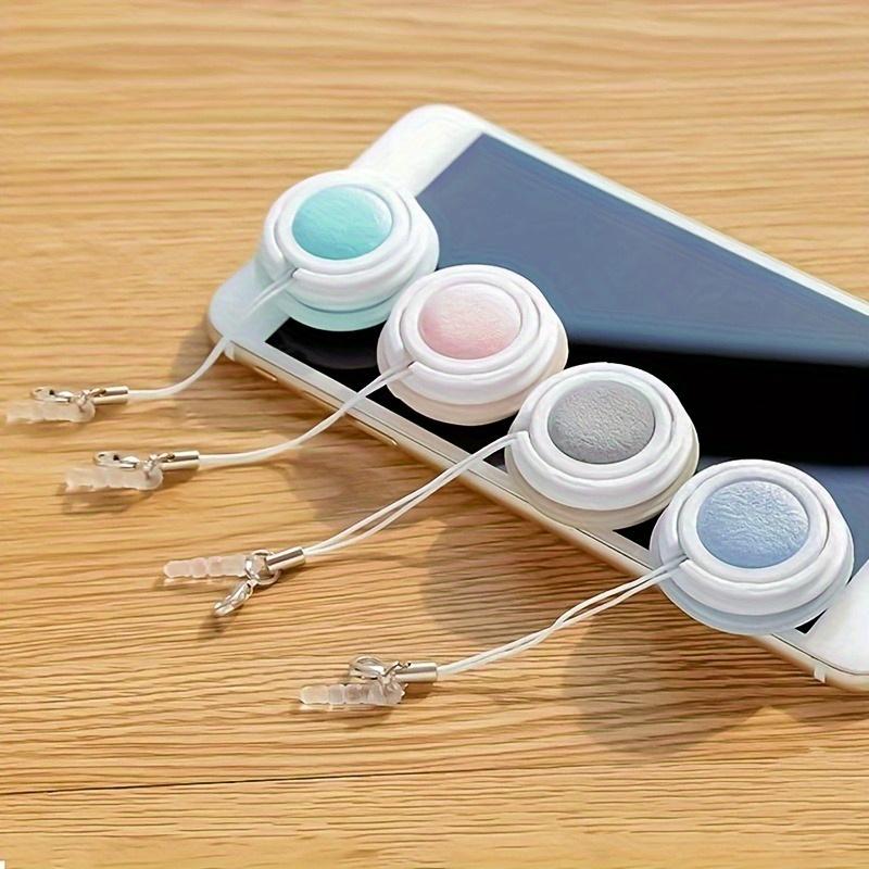 This Is a Portable And Versatile Cleaning Cloth Made of Microfiber, Designed for Screens And Eyeglasses. It Features a Compact And Sturdy Design