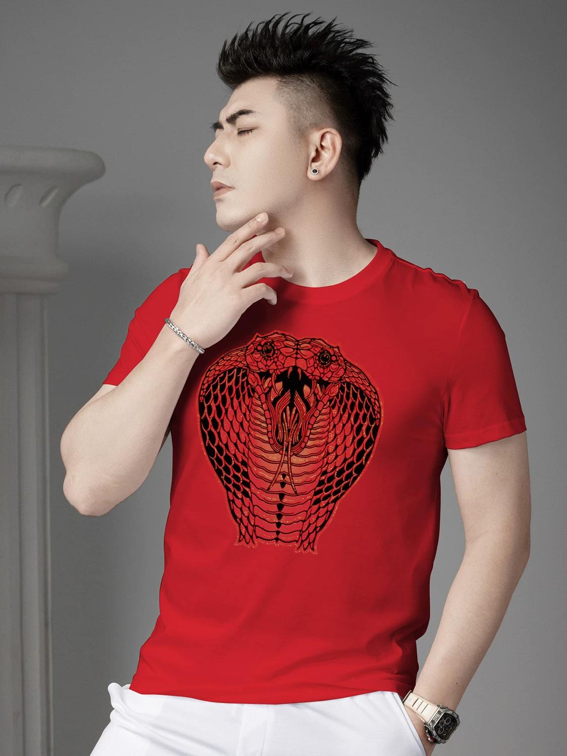 

European Goods 2025 Summer New Men s round Neck Cobra Hot Drilling Print Short sleeve T-shirt Fashion Brand Casual Top Men L