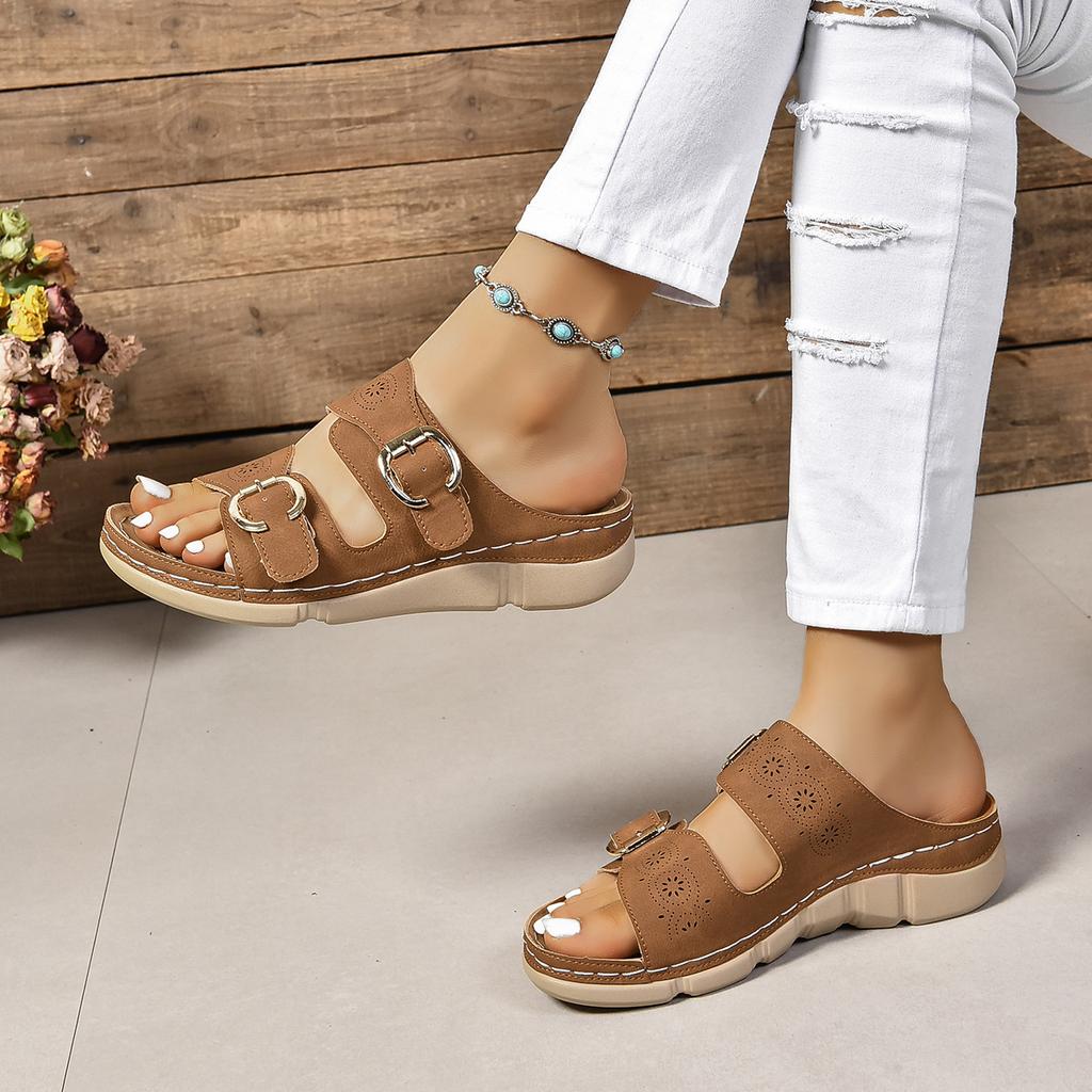 Fashion Women Slipper Fashion Summer 2025 Peep Toe Wedge Casual Slippers Platform Buckle Outdoor Comfortable Anti Slip Roman Beach Shoes
