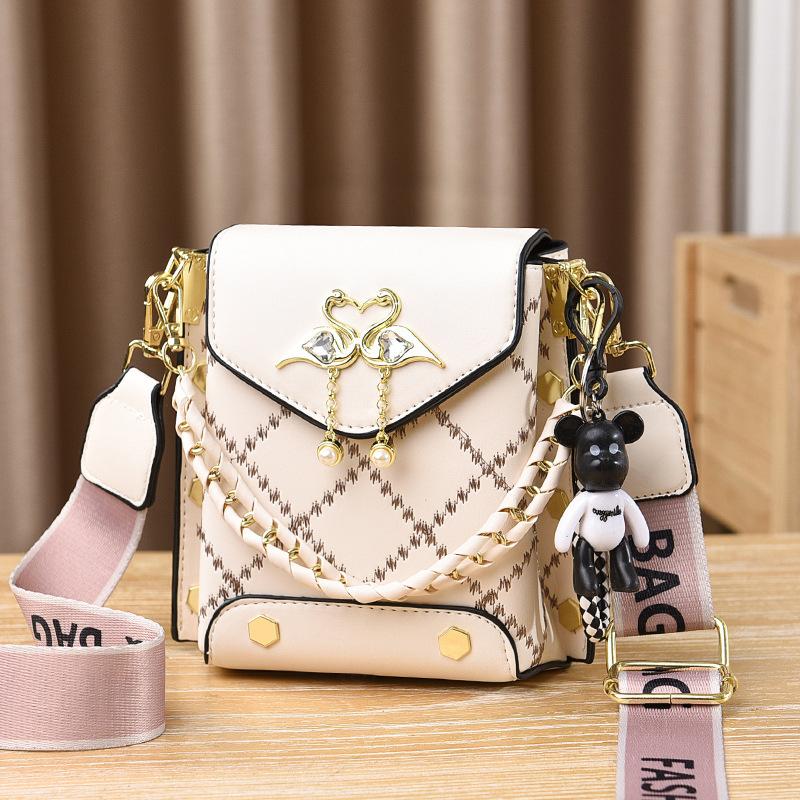 Exquisite Small Square Bag New Fashion Versatile Shoulder Bag Crossbody Bag Casual Women's Handbag Bags