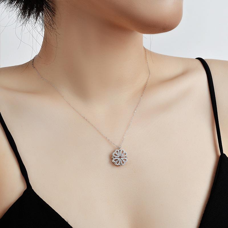 Zircón nuevo dos collares magnéticos de amor trébol de cuatro hojas temperamento lujo ligero cadena de acero de titanio.