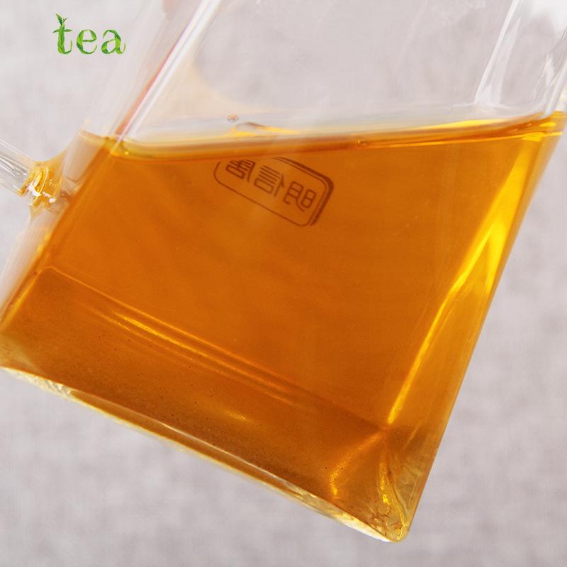 Dianhong Tea Big Gold Ya Honey Fragrance Gold Ya Red Yunnan Fengqing Ancient Tree Tea Strong Aroma Big Gold Ya Tea Cake