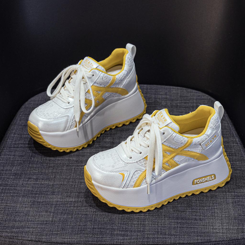 Small Man Thick-soled Forrest Gump Little White Shoes Women's Autumn 2025 New Popular Casual Fashion Versatile Height-increasing Women's Shoes