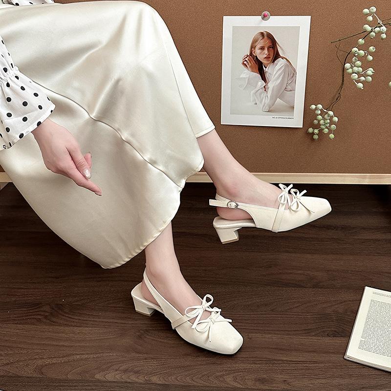 Versatile flow square head bow word with bag head sandals women's new light mouth with skirt sandals