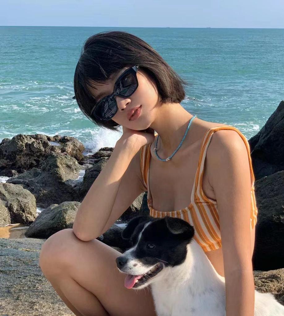 Gestreiftes Bikini-Westen-Set im koreanischen Stil - Niedliche & trendige Bademode für Thermalurlaube