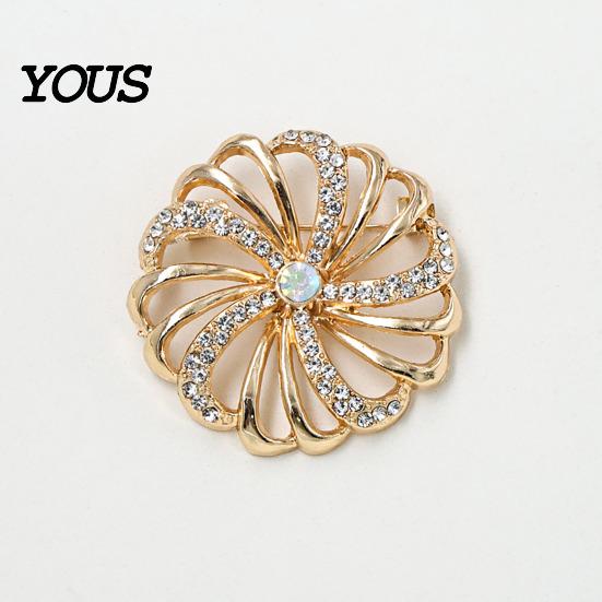 Solid Metal Brooch Pin, Hollow Swirl Flower Pattern Lapel Pin with Rhinestones Inlaid, Durable Spiral Petals Design Versatile Badge for Coats