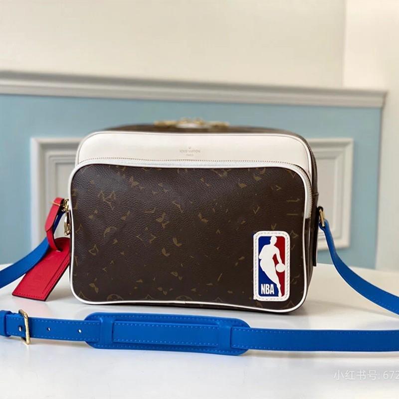 New Style Football Genuine Leather Men s Shoulder Bag Fashionable Joint Fashion Brand Large Capacity 27-19-10cm