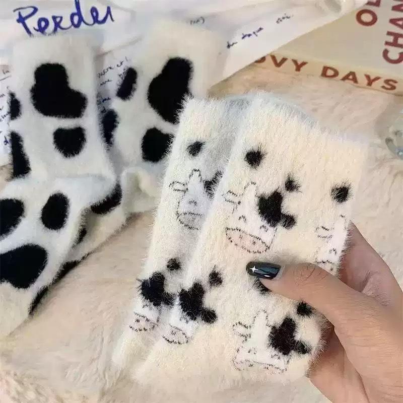Autumn and Winter Fleece Mink Fleece Socks Women's Warm Thickened Cow Spot Home Floor Socks Postpartum Socks
