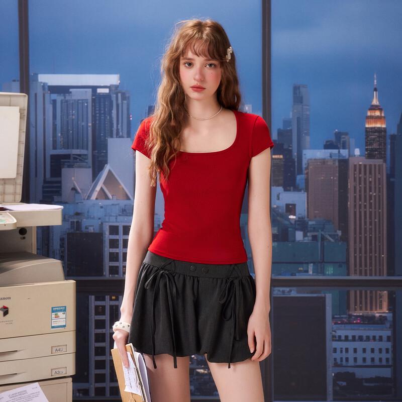 unifree 2026 Summer Street Chic Slim-Fit Square Neck T-Shirt