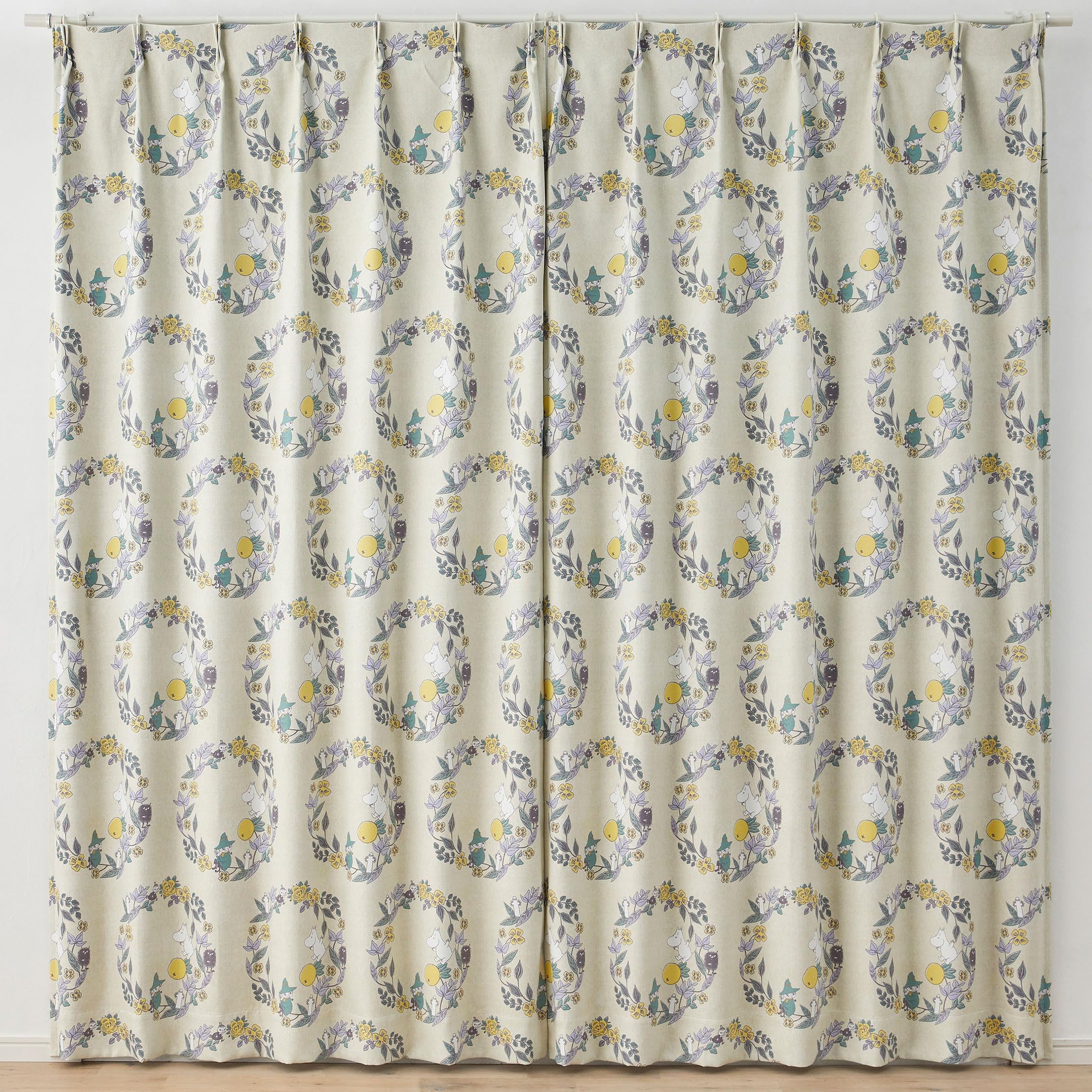 

Suminoe MOOMIN Занавеска Фруктовый сад 1 100 x 135 Y Драпировка, Панель, см, 323-76014