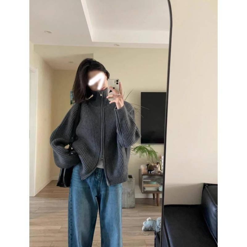 A Double Zipper Knitted Cardigan for Women's Autumn and Winter Soft Waxy Pit Strip Sweater Turtleneck Top Jacket