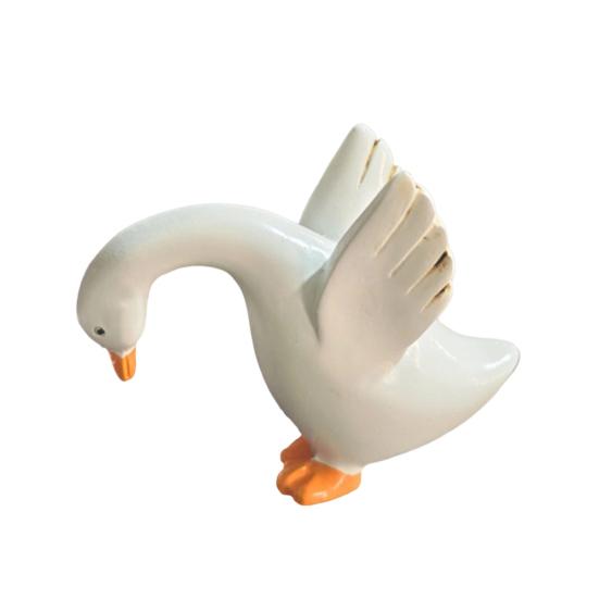 

1/3Pcs Duck Pendant Hanging Over Flower Pots Resin Sculpture Outdoor Indoor Figurine Farmhouse Patio Balcony Decoration C