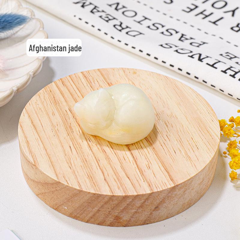 Katzenfiguren aus natürlichem Kristall: Handgeschnitzte Halbedelstein-Ornamente für die Inneneinrichtung