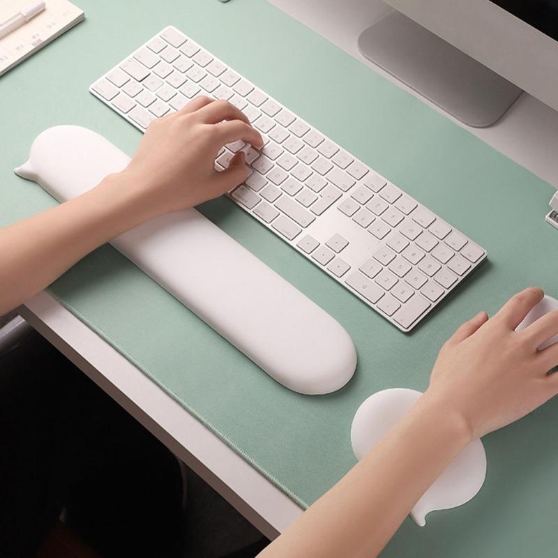 Slip designs Wrist Cushion Set Made Of Silicone And PU Leather For Enhanced Stability And Comfort During Desk Use.