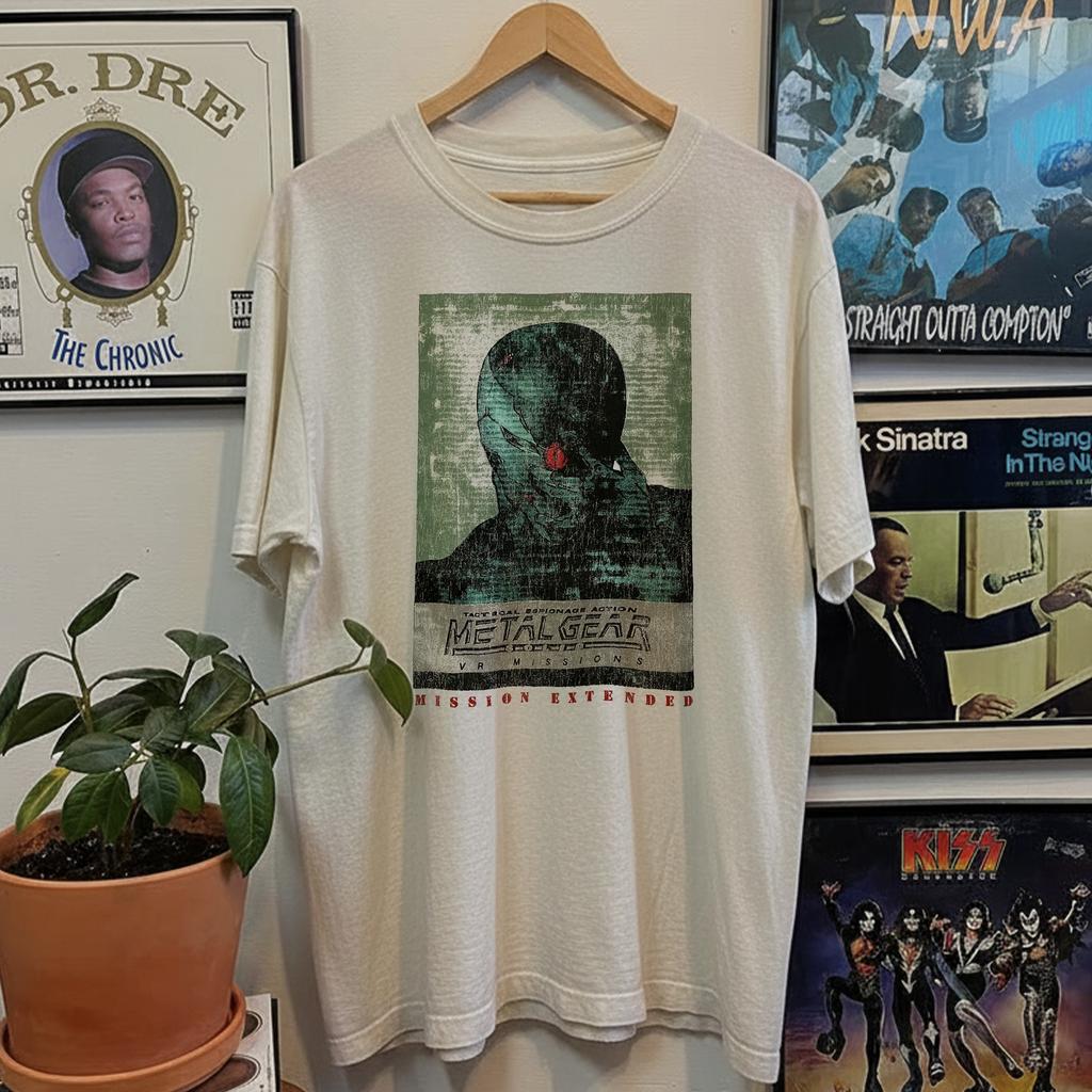 Camiseta Blanca Rara de Metal Gear Solid de los 90 Talla S
