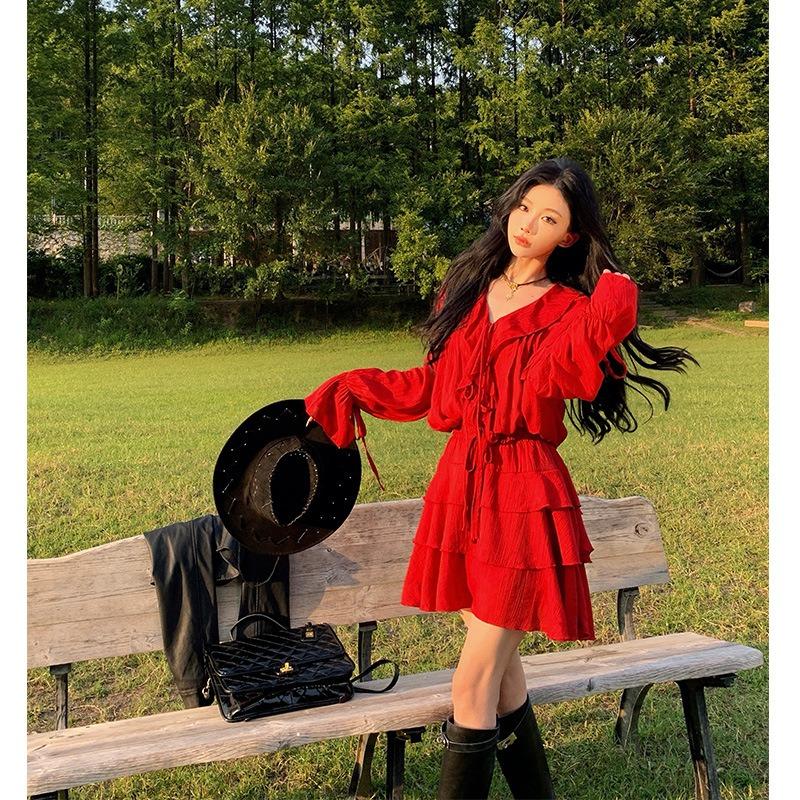 

Bohemian Suit Skirt Women Travel Photo Ethnic Red Long-sleeved Top Short Skirt A Complete Set S