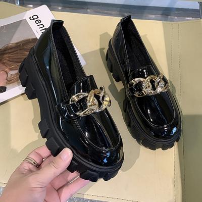 Kobiety Wiosna Nowe Czarne Platformy Mieszkania Buty Damskie Mokasyny Wsuwane Buty Łodzi Metalowy Łańcuch Projektant Casual Skórzane Oksfordzie
