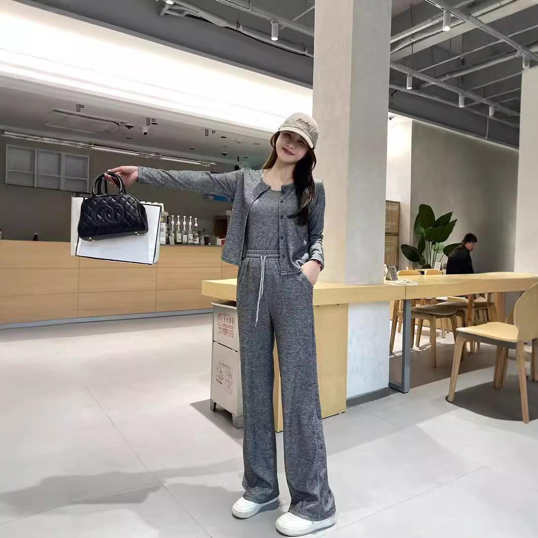 

Популярная женская повседневная спортивная одежда: Легкий свободный модный кардиган весна/осень и комплект из трех предметов «Клейкий рис» 2XL (130-145 cm)