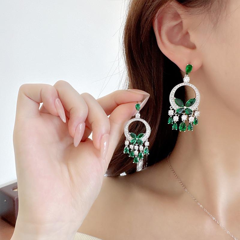 High-end Micro-inlaid Zircon Green Butterfly Fringed Heavy Industry Earrings French Light Luxury Dress Accessories