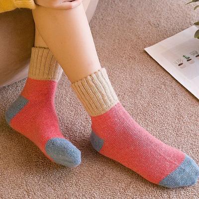 5/10 Paar Bequeme Lässige Herbst Winter Damen Socken: College-Stil Mid-Calf Retro Schlaf Baumwollsocken Verdickte Warme Kaninchenwollsocken Vielseitig
