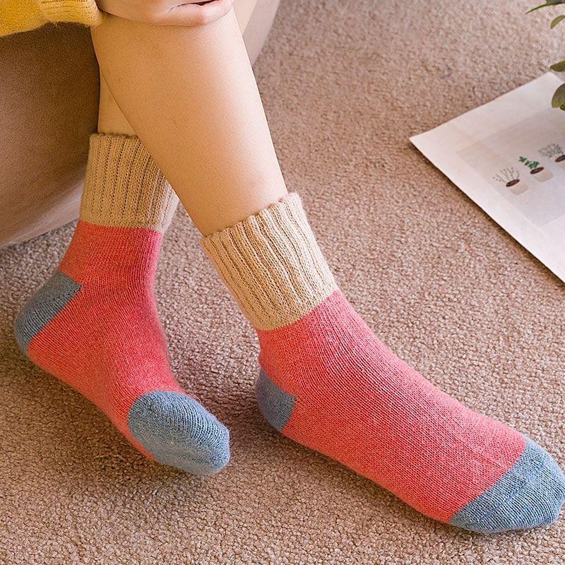 5/10 Pairs Comfortable Casual Autumn Winter Women's Socks: College Style Mid Calf Retro Sleep Cotton Socks Thickened Warm Rabbit Wool Socks Versatile