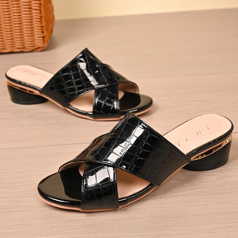 New Style Fashion Women's Gold Low Heels Sandals Women Summer Square Toe Thick Heeled Slippers Woman Plus Size 43 Outdoor Slides