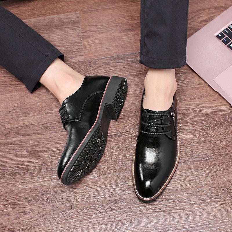 Young men's formal leather shoes men's laces British Korean version business men's shoes pointed low-top casual shoes groom's wedding shoes