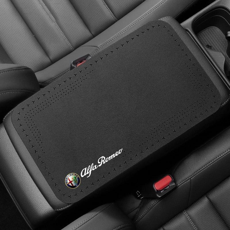 Autoaufkleber Für Alfa Romeo Auto Armlehnenmatte Mode Armlehnenkissen Zubehör Für Alfa Romeo Giulia Stelvio Giulietta 156 159