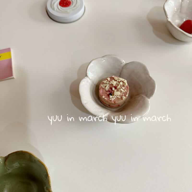 Chinese Ceramic Floral Fruit Plate