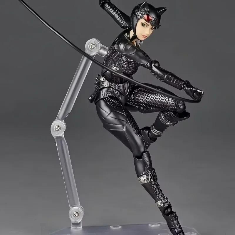 Amazing Yamaguchi Selina Kyle Figures Revoltech Catwoman Movable Action Figure Movable Toys Collectible Doll 15cm Model Gifts