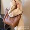 Retro bag women's large-capacity 2025 new autumn and winter versatile shoulder bag is popular this year, textured commuter tote bag