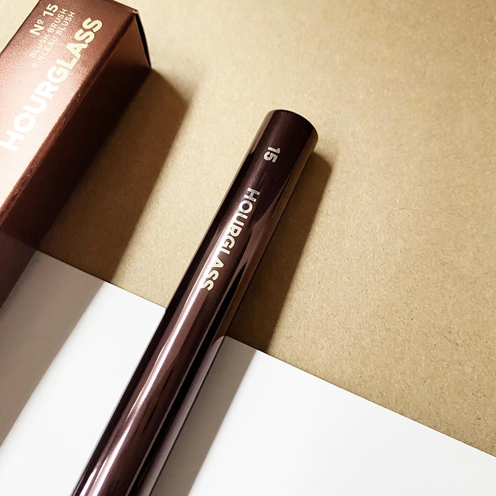 Luxury Blush Brush No.15 Angled Stippling Contour Makeup Brush with Soft Synthetic Hair Alumininum Handle