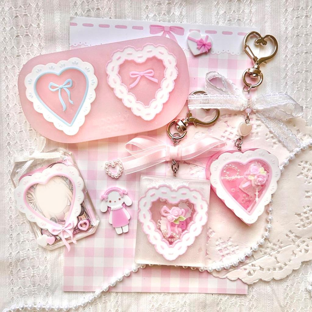 Flexible Silikon Schmuckform Epoxidharzform für Spitzenherz Schleife Anhänger Dekorative Schlüsselanhänger Herstellungsform