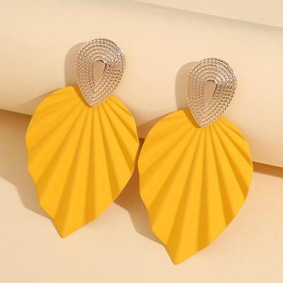 Fashionable and Cute Leaf Shaped Earrings
