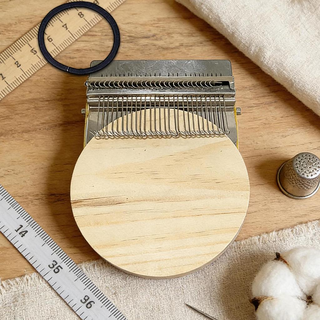 Knitting Tools Small Frame Small Loom Hand Tapestry Wood Loom Weaving Frame Darning Machine For Mending Clothes and Jeans